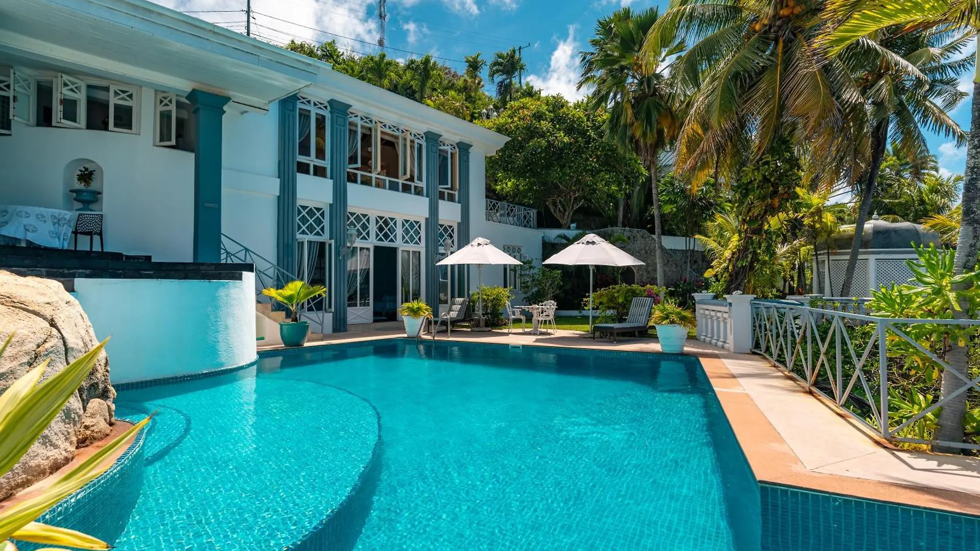 Blue Rhapsody Villa Glacis  Seychelles