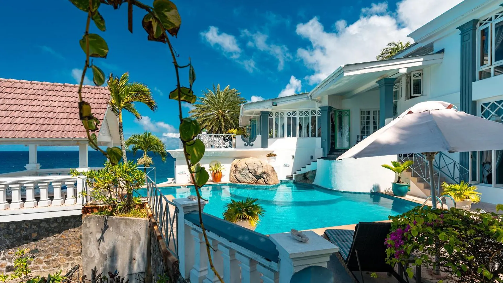 Blue Rhapsody Villa Glacis  Seychelles