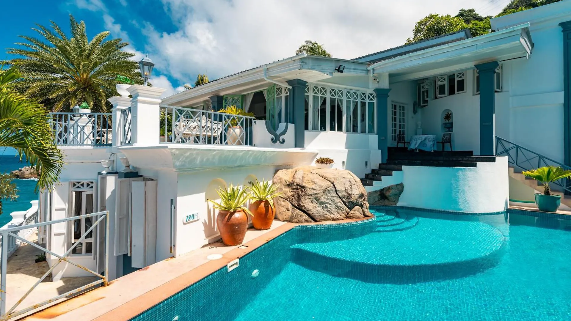 Blue Rhapsody Villa Glacis  Seychelles