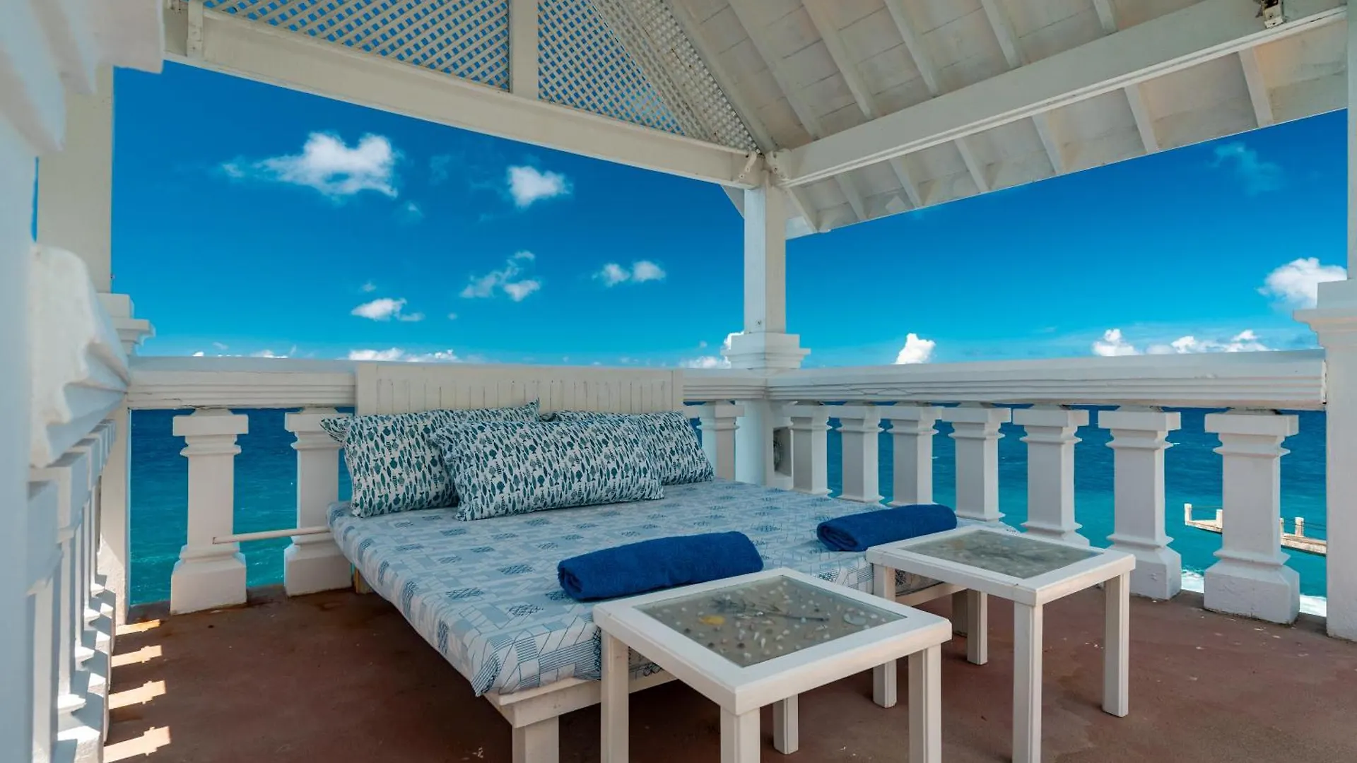 Blue Rhapsody Villa Glacis