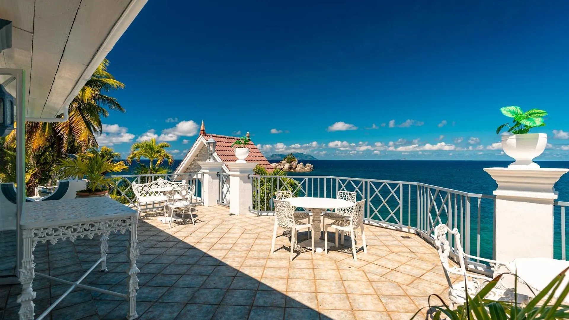 Blue Rhapsody Villa Glacis  Seychelles