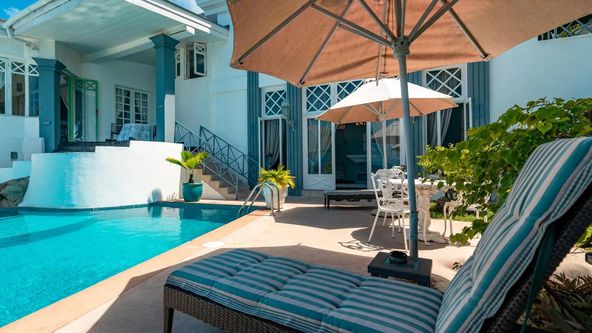 Blue Rhapsody Villa Glacis