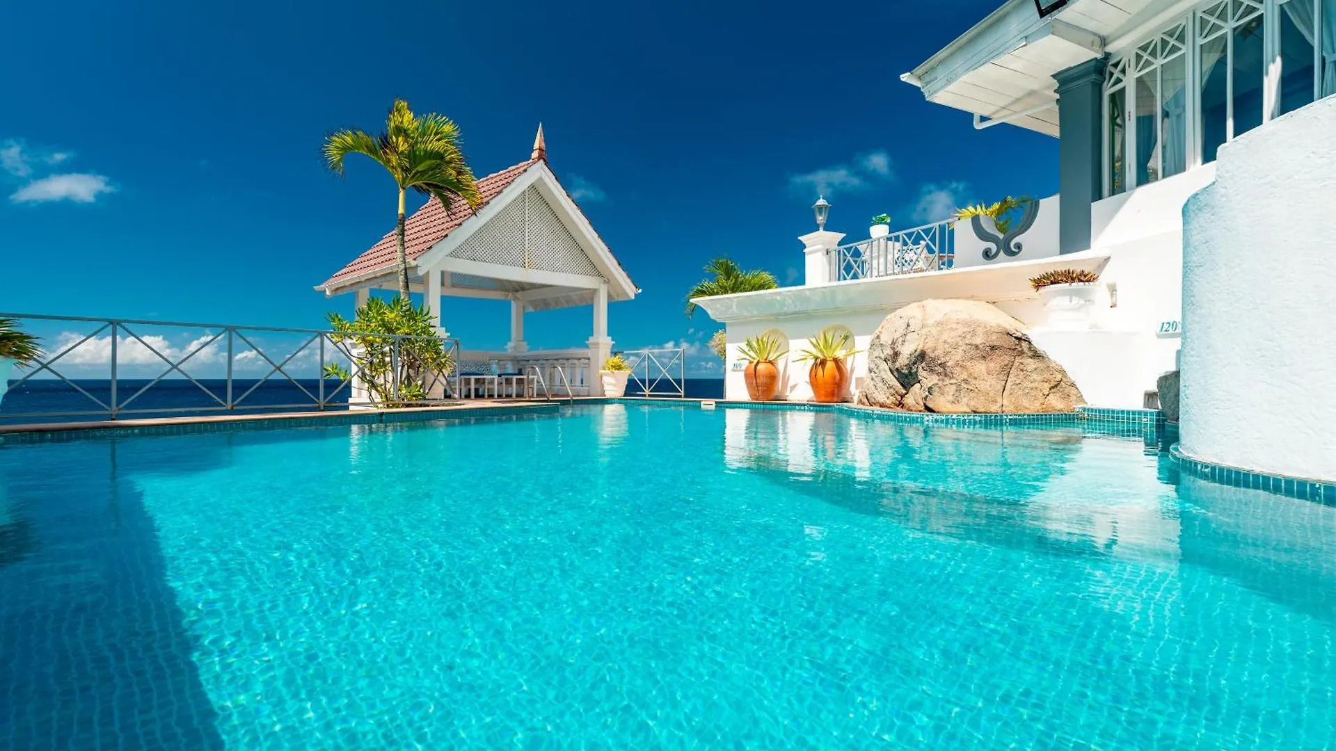 Blue Rhapsody Villa Glacis  Seychelles